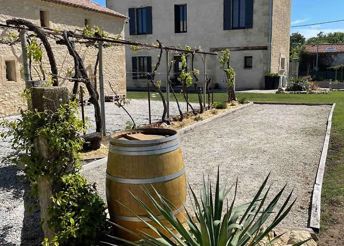 Oda ve Kahvaltı Au Coeur Des Vignes 3*